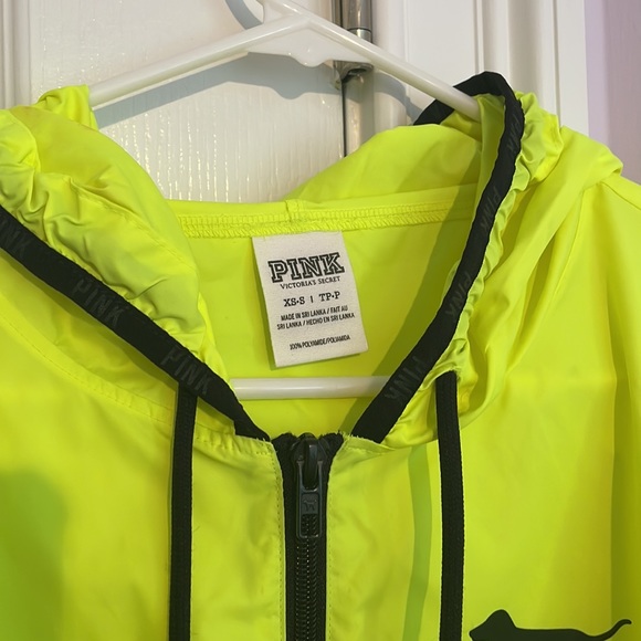 VS PINK Rain Jacket - Picture 2 of 4
